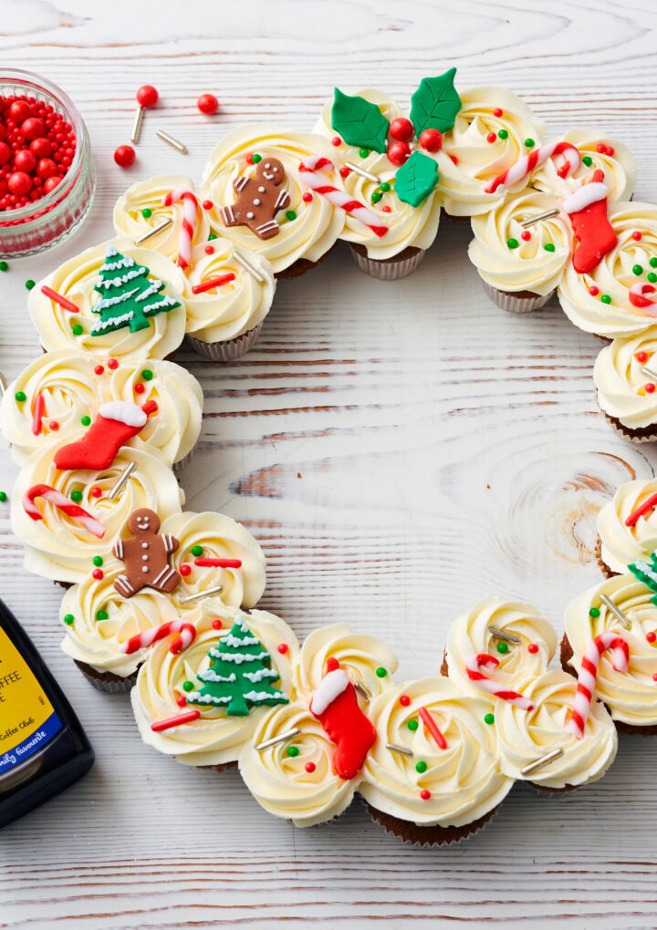 Christmas Showstopper Juliet Sear x Camp Coffee Christmas Cupcake Wreath
